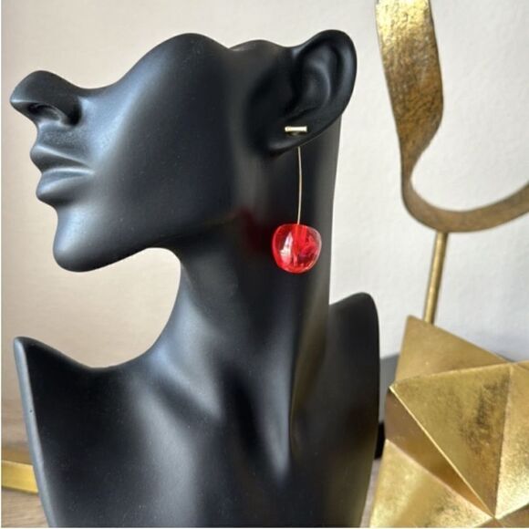 Bohemian cherry drop M49 - Picture 2 of 3